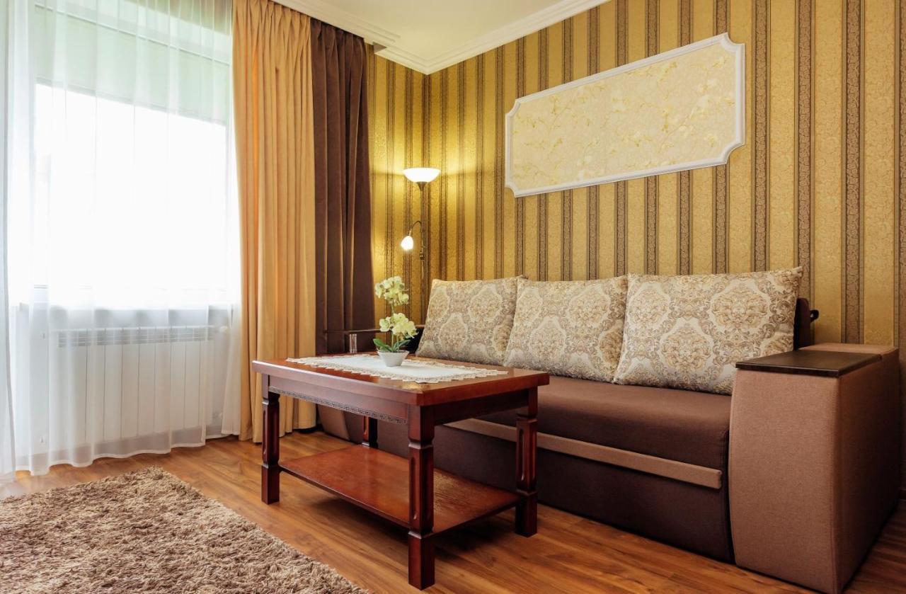 Hermes Resort Hotel With Medical Treatment Truskavets Exteriör bild